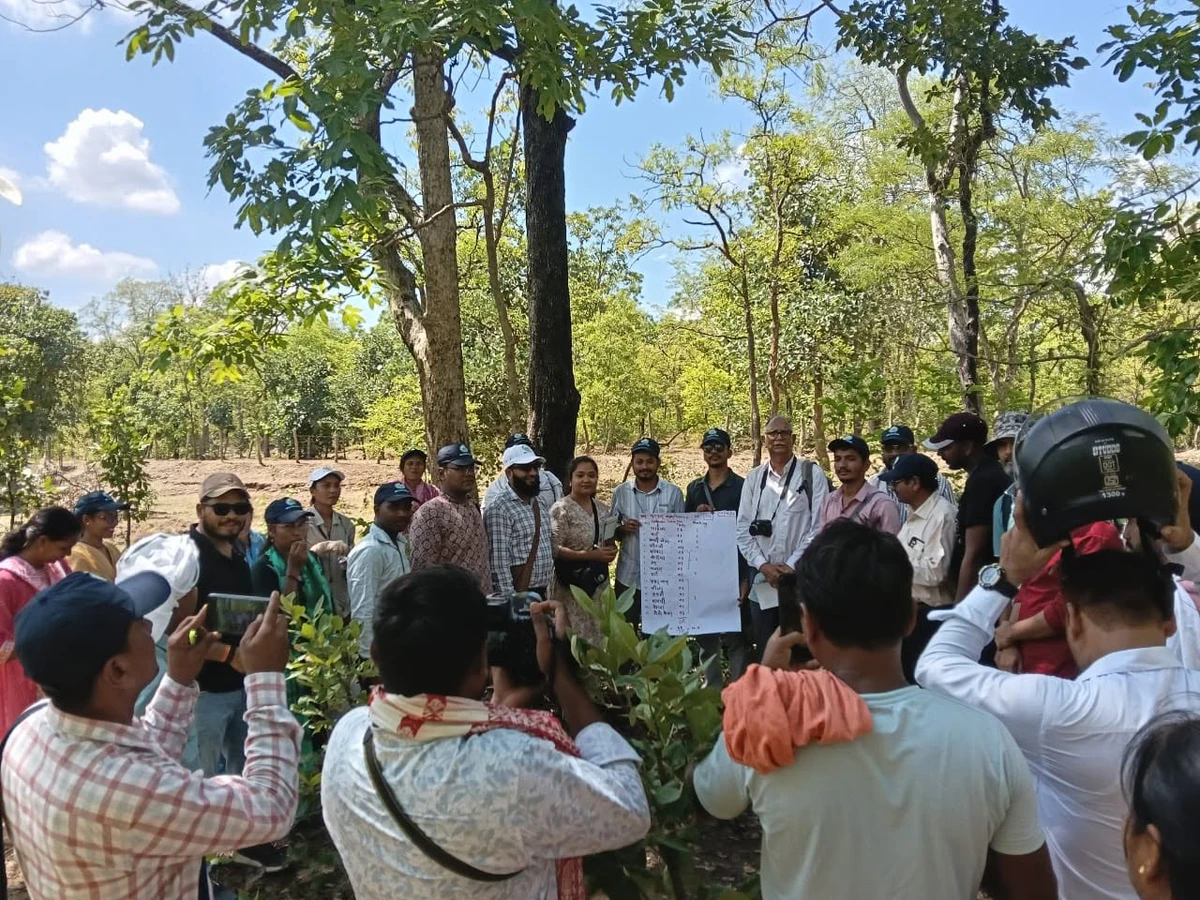 Learning from the Field: FES Exposure Visit to Khoj